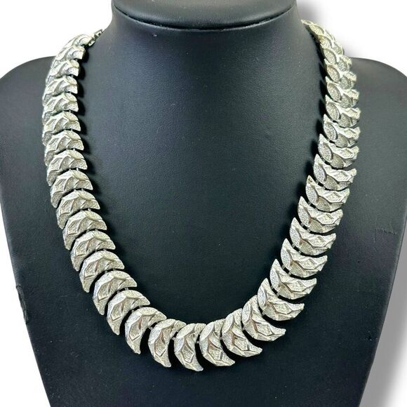 Vintage Coro Silver Tone Moon Link Statement Necklace Chunky Collar Choker Artsy - Picture 2 of 5